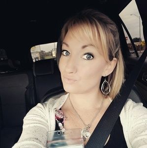 Meet your Posher, Nikki